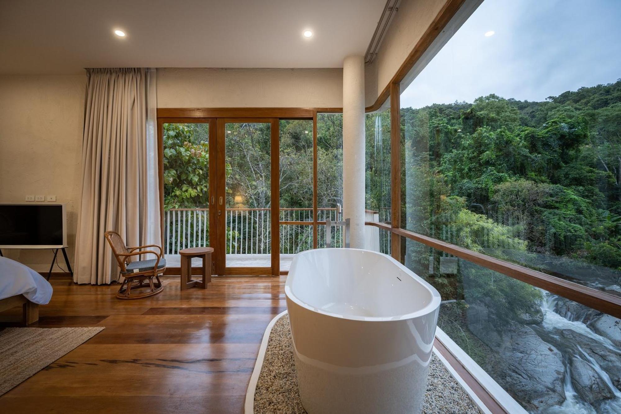 Taryn Tara Cafe And Stay Chiang Mai Dış mekan fotoğraf