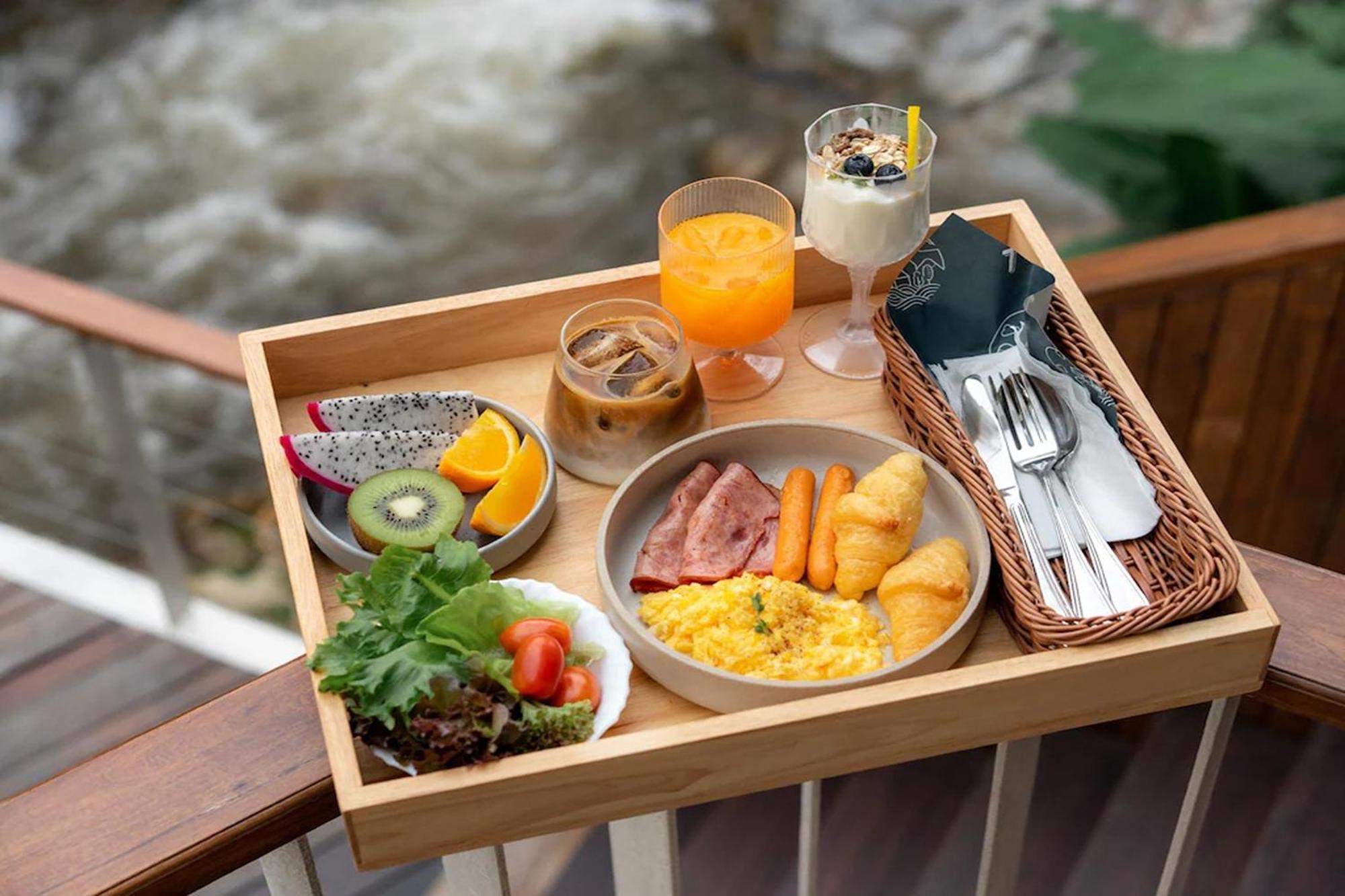 Taryn Tara Cafe And Stay Chiang Mai Dış mekan fotoğraf